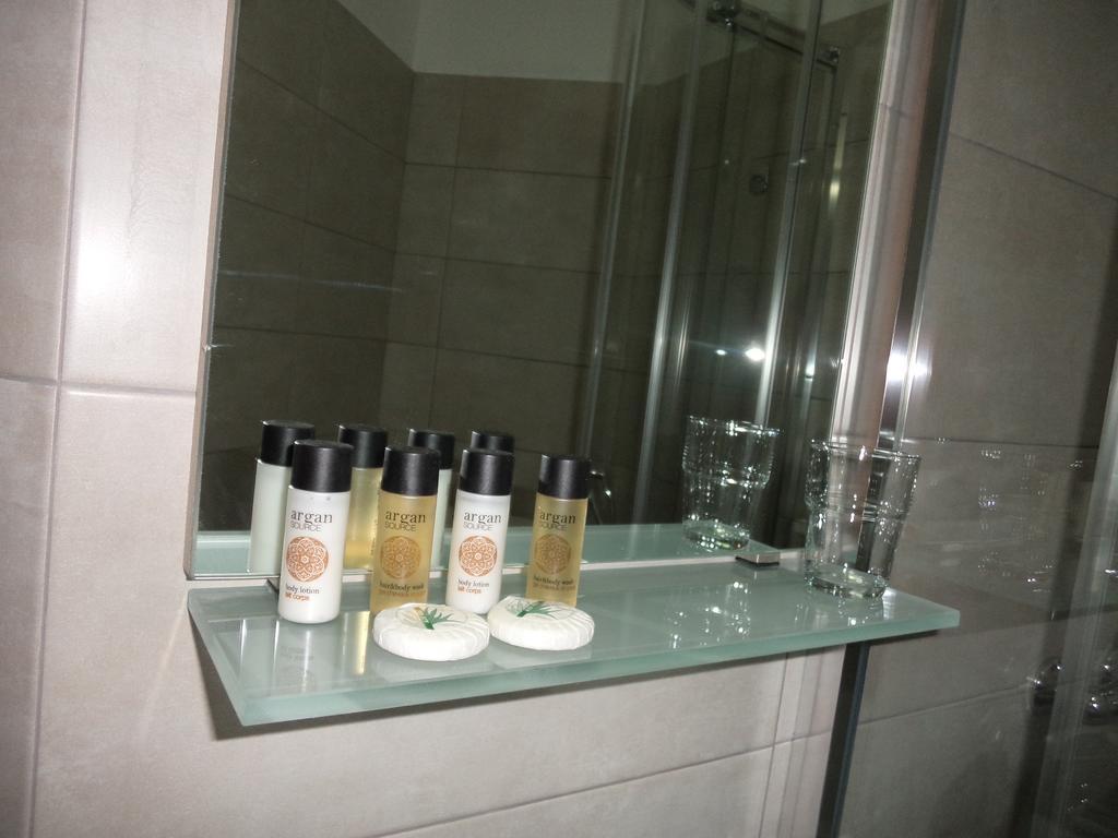 Galini Hotel Skála Eresoú Habitación foto